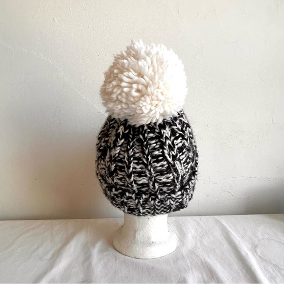 Portolano Chunky Knit Pom Pom Beanie Winter Hat main image 5